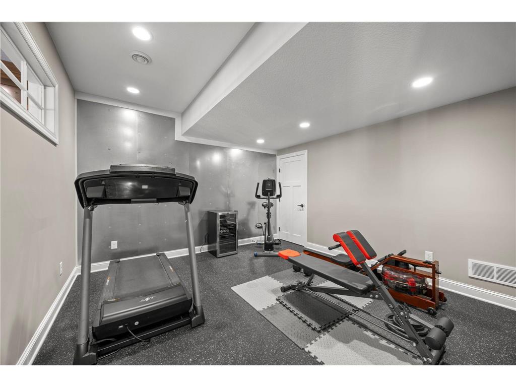 2020 Edgewood Court Chanhassen MN 55317 7046106 image93