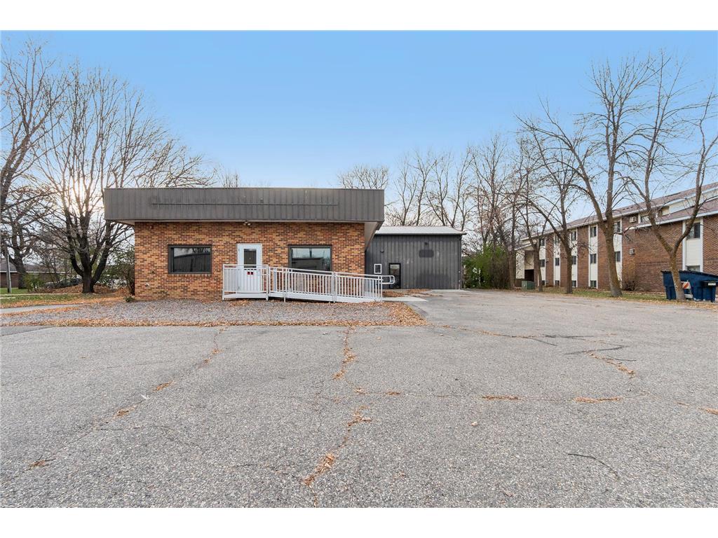 2020 Fillmore Street Alexandria MN 56308 6817608 image1