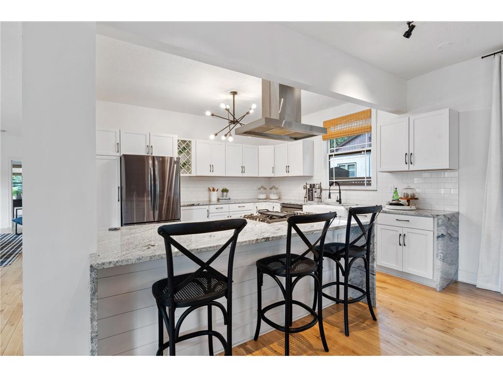 2020 Grand Avenue Long Lake MN 55356 6424789 image1