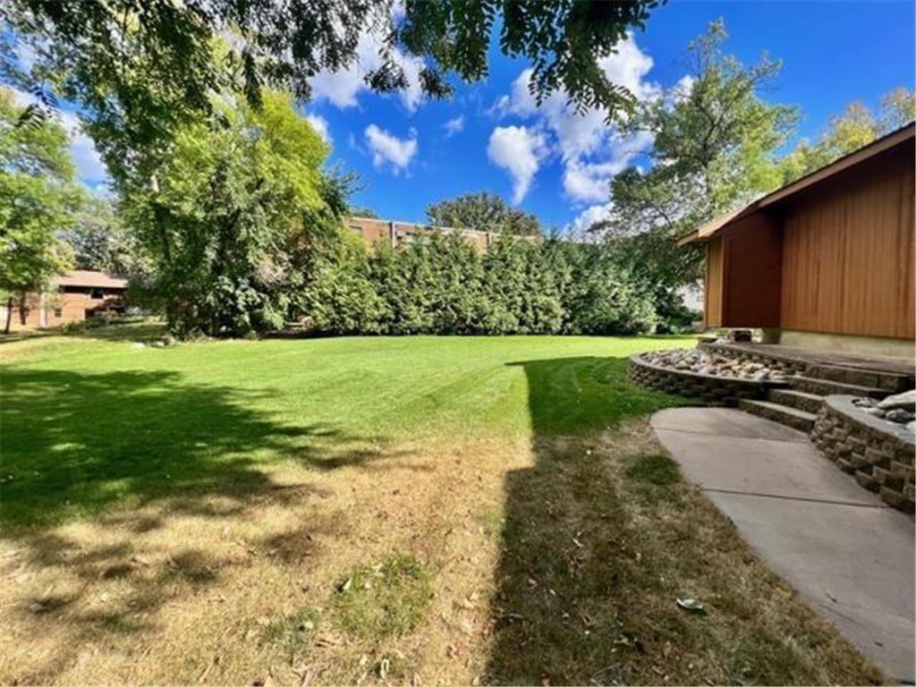 2020 Vision Lane Redwood Falls MN 56283 6607890 image15