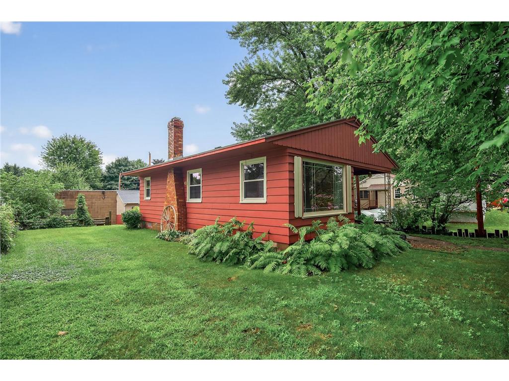 2021 13th Street Eau Claire WI 54703 6770416 image1