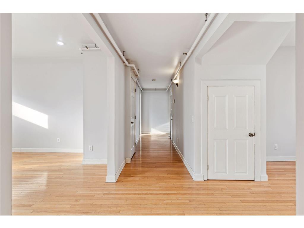 2021 3rd Avenue S Minneapolis MN 55404 6822966 image4