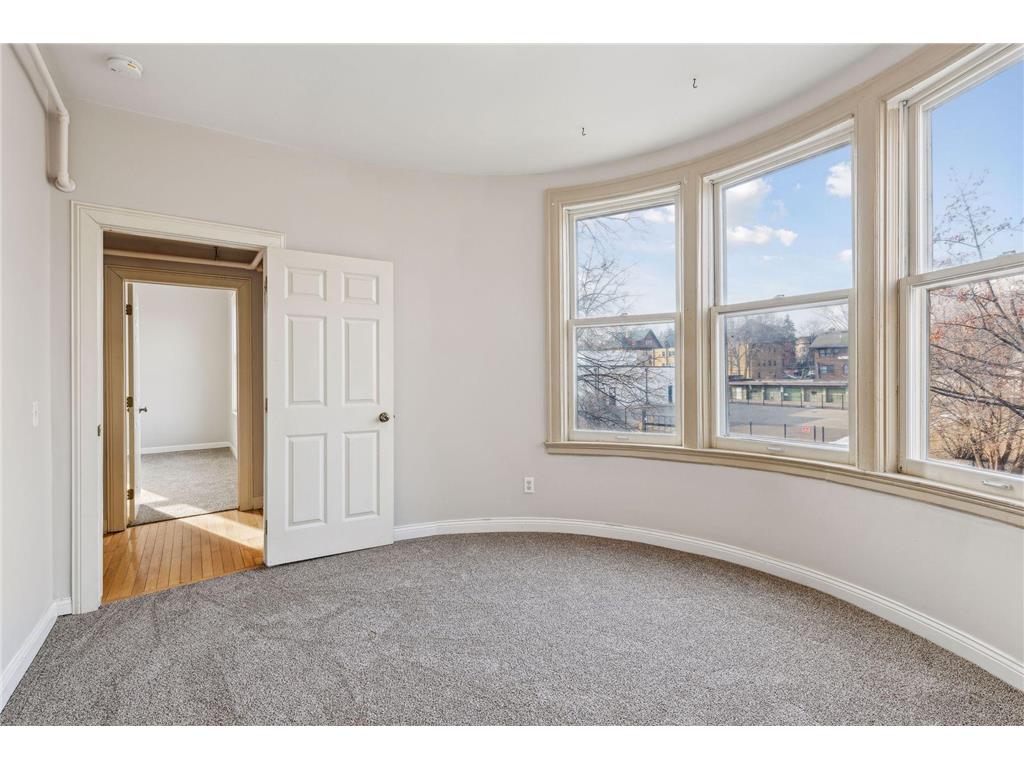 2021 3rd Avenue S Minneapolis MN 55404 7071556 image19