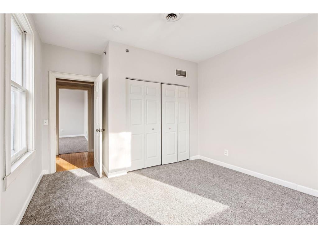 2021 3rd Avenue S Minneapolis MN 55404 7071556 image21