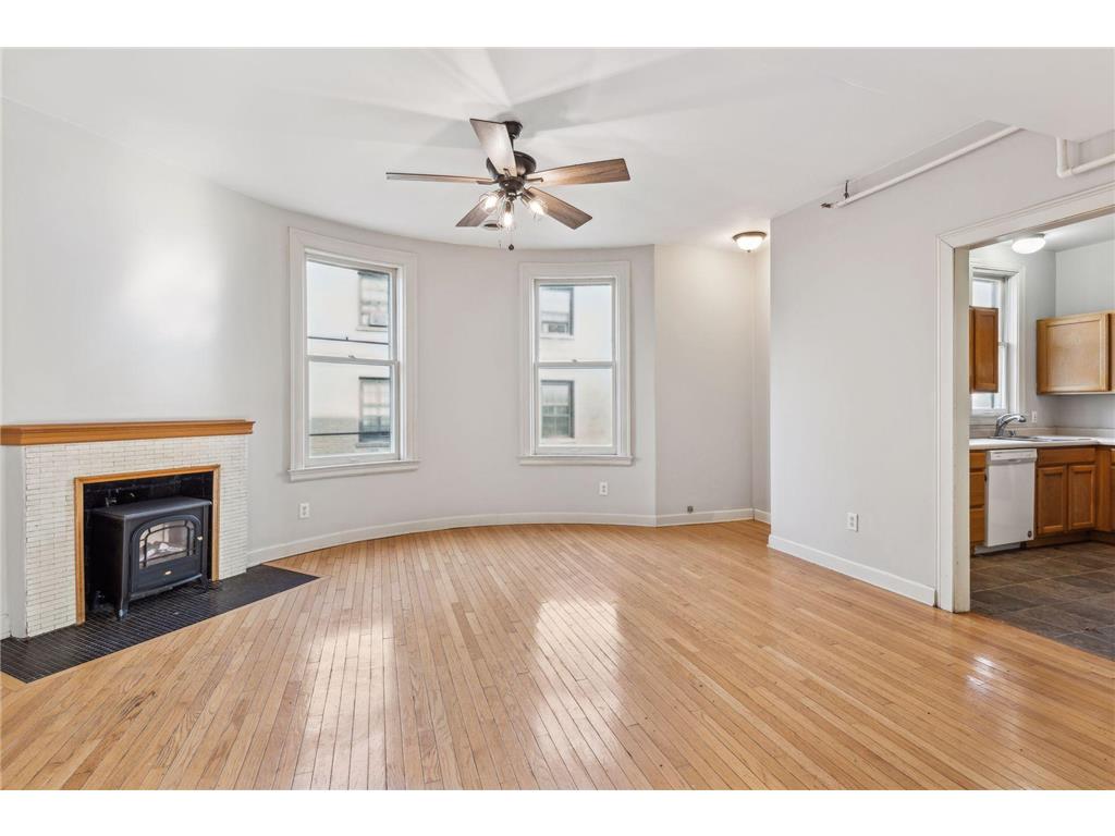 2021 3rd Avenue S Minneapolis MN 55404 7071556 image3