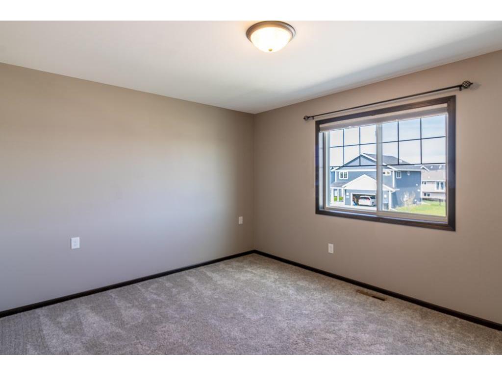 2021 Bluestem Drive Mankato MN 56001 7064200 image25