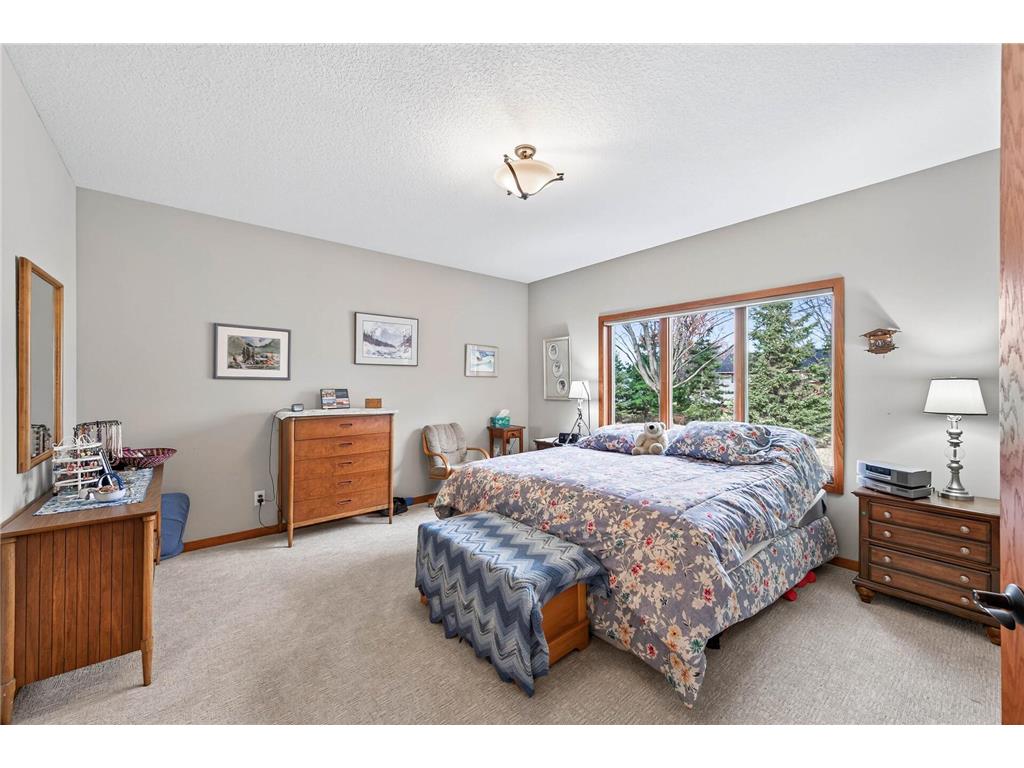 2021 Goodview Avenue N Oakdale MN 55128 6815605 image16