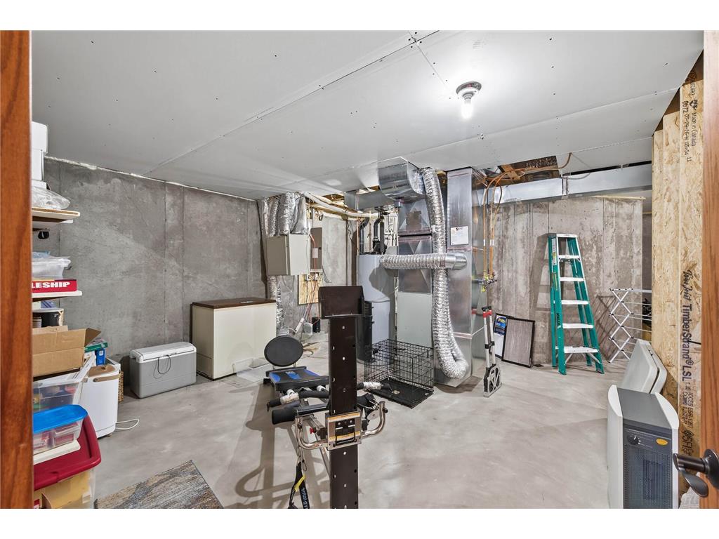 2021 Goodview Avenue N Oakdale MN 55128 6815605 image27