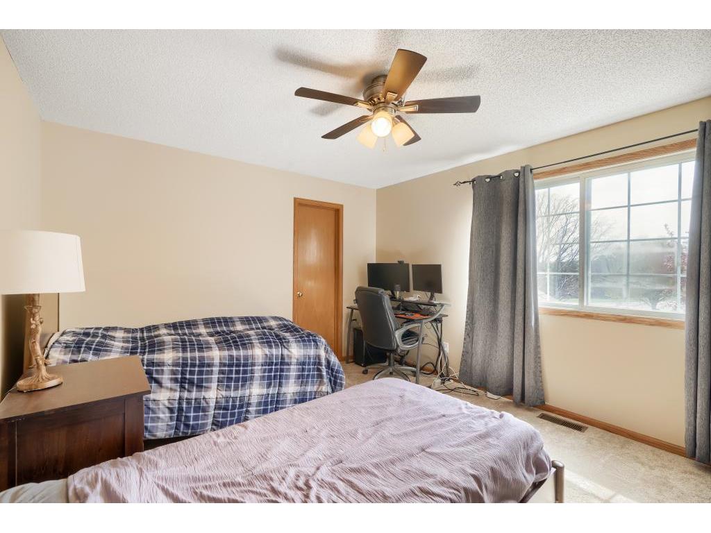 2021 Southcross Drive W #105 Burnsville MN 55306 7023887 image8