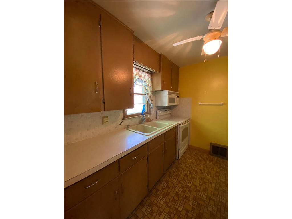 2021 Tower Road Albert Lea MN 56007 7074268 image3