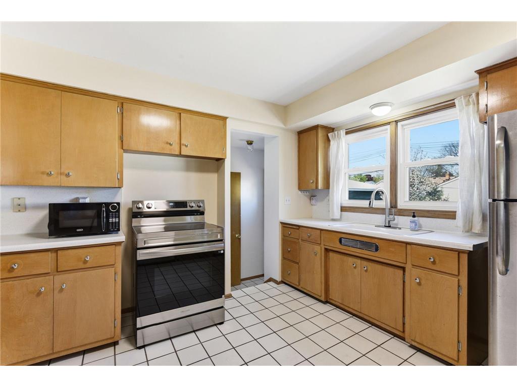 2021 Worcester Avenue Saint Paul MN 55116 7074932 image10