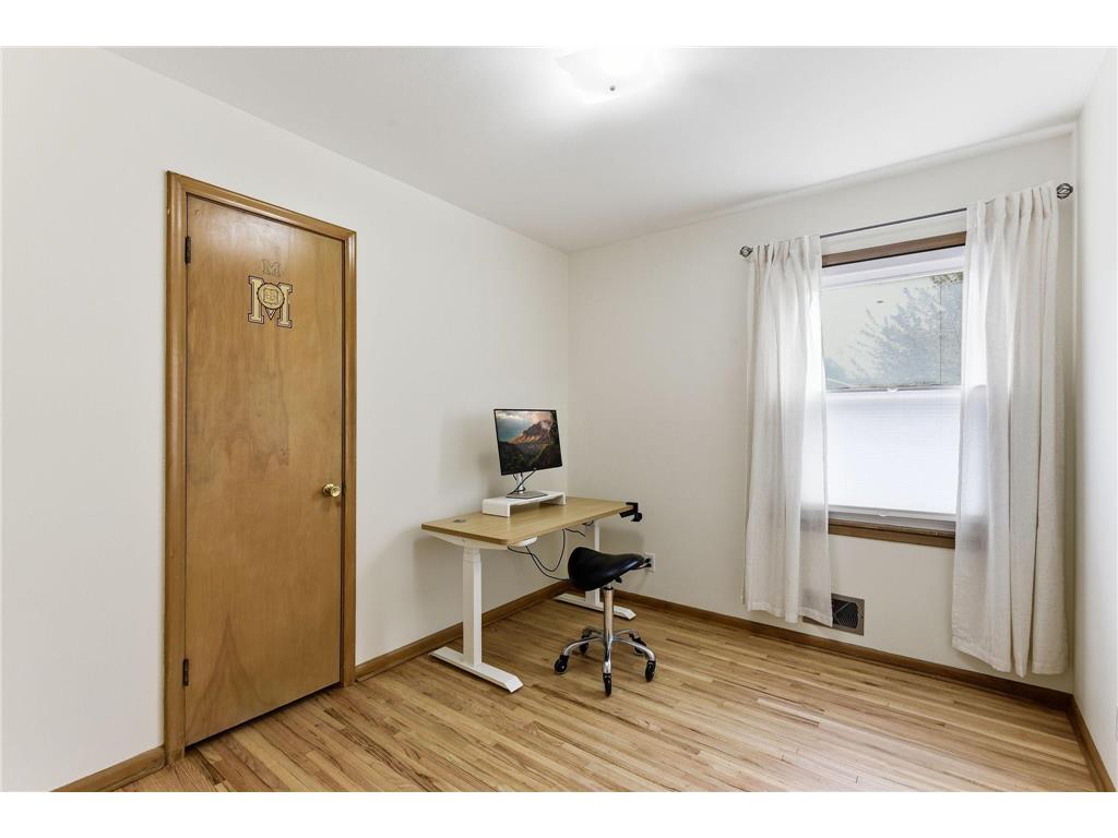 2021 Worcester Avenue Saint Paul MN 55116 7074932 image19