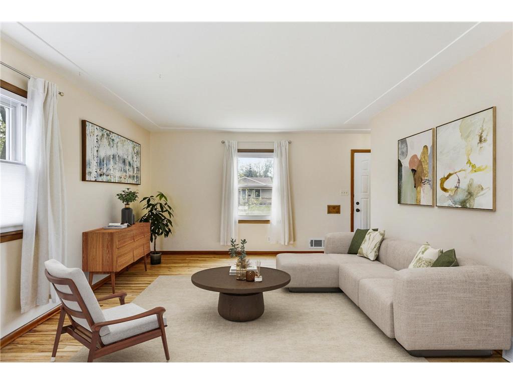 2021 Worcester Avenue Saint Paul MN 55116 7074932 image3