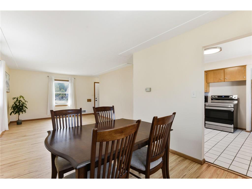 2021 Worcester Avenue Saint Paul MN 55116 7074932 image8