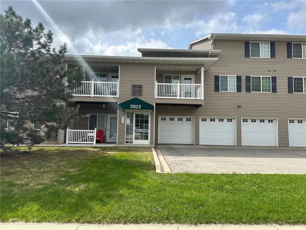 2022 29th Place NE #103 Rochester MN 55901 6361122 image1