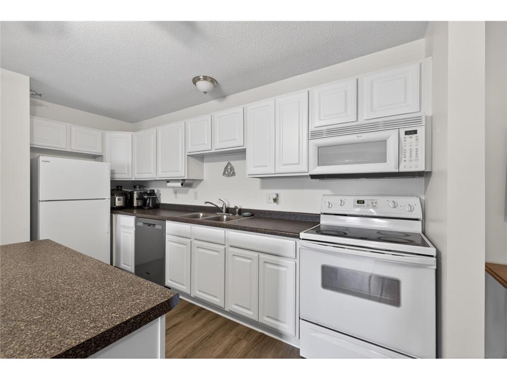 2022 29th Place NW #103 Rochester MN 55901 7064296 image5