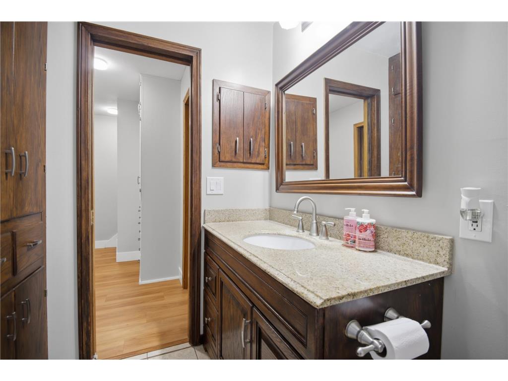 2022 Grand Avenue Albert Lea MN 56007 7092367 image19