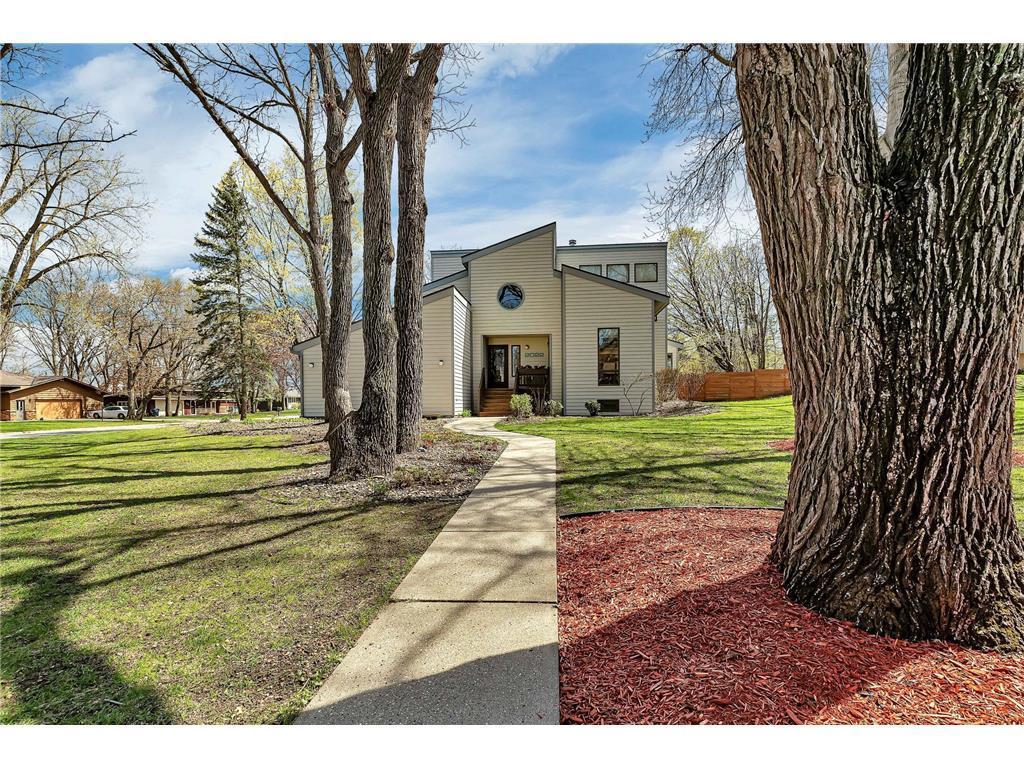 2022 Hillcrest Drive Saint Cloud MN 56303 7040871 image1