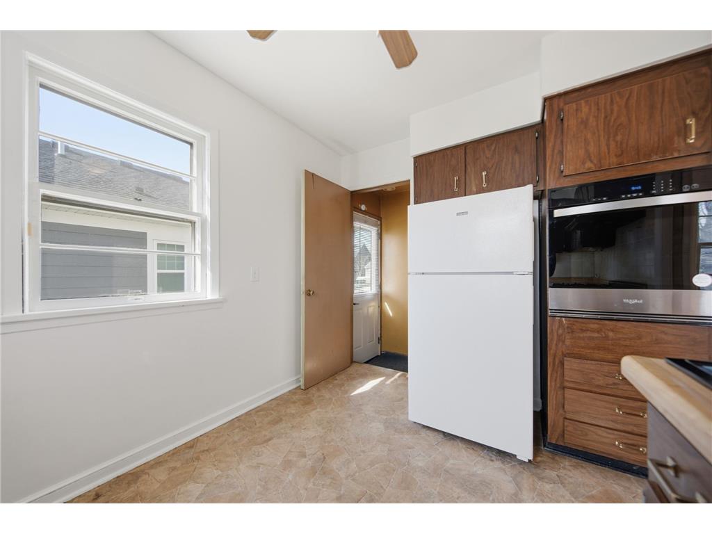 2022 Sheridan Avenue N Minneapolis MN 55411 7055575 image18