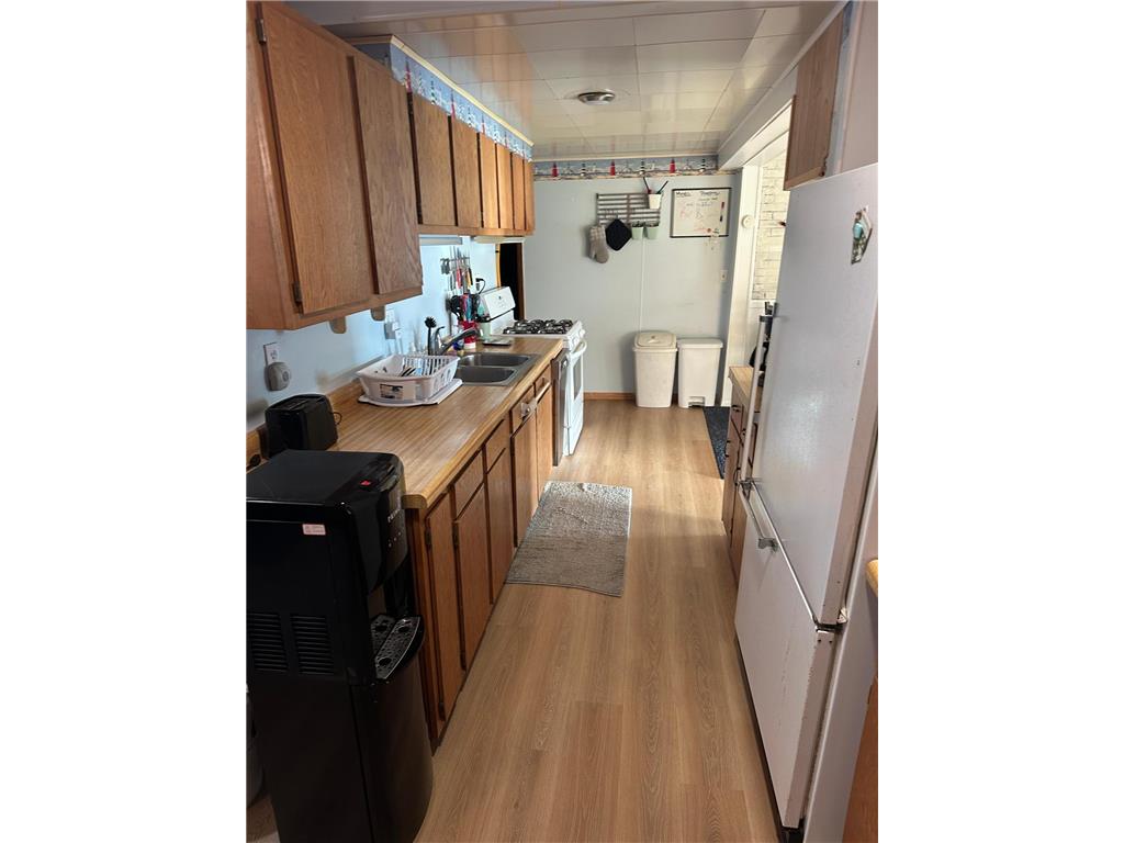 2022 Stanton Drive NW Baudette MN 56623 - Rainy River 6752370 image8