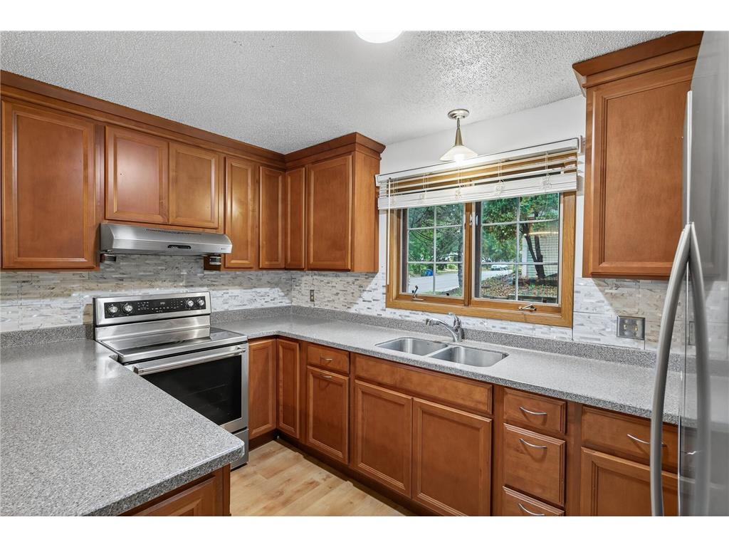 2023 Parkside Drive Saint Paul MN 55119 7011391 image4