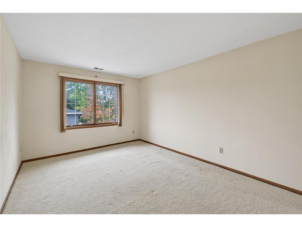 2023 Parkside Drive Saint Paul MN 55119 7011391 image5