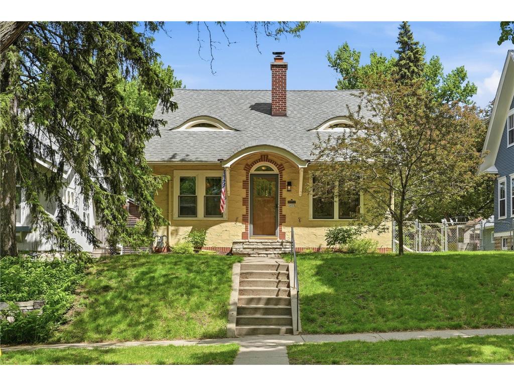2023 Princeton Avenue Saint Paul MN 55105 7081053 image1