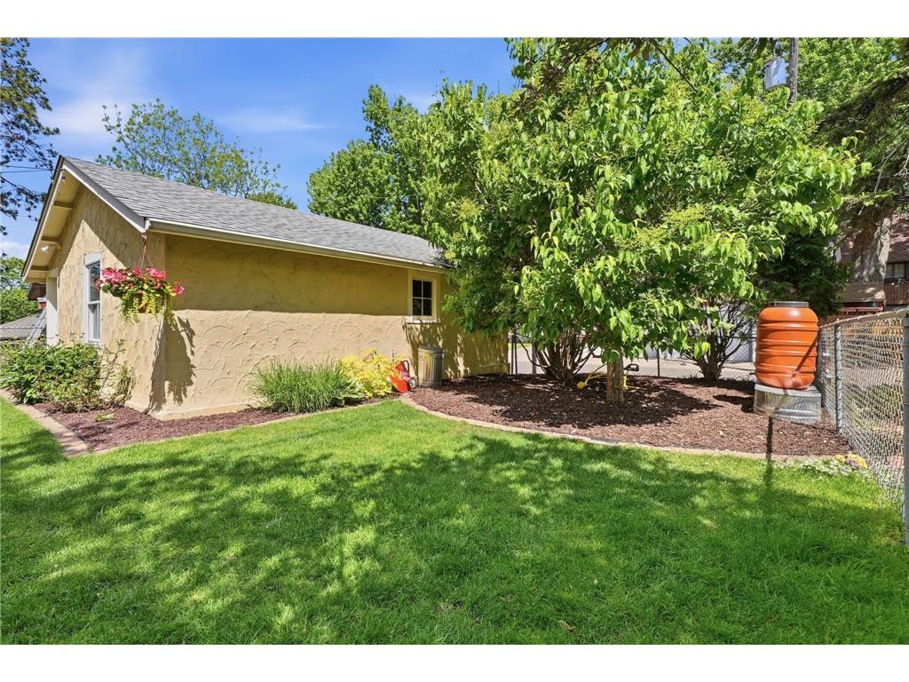 2023 Princeton Avenue Saint Paul MN 55105 7081053 image22