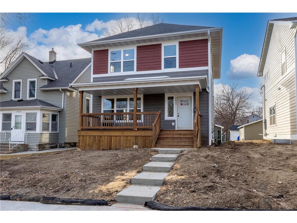 2023 Queen Avenue N Minneapolis MN 55411 6478969 image1