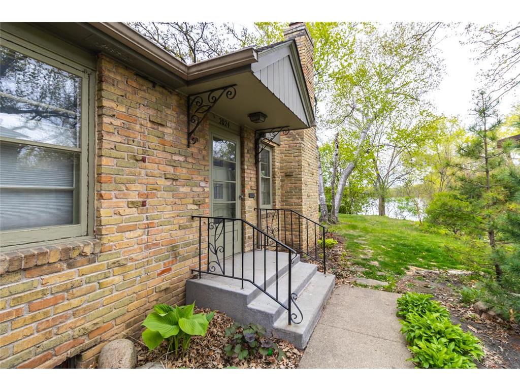2024 Cedar Lake Parkway Minneapolis MN 55416 - Cedar 7039052 image1
