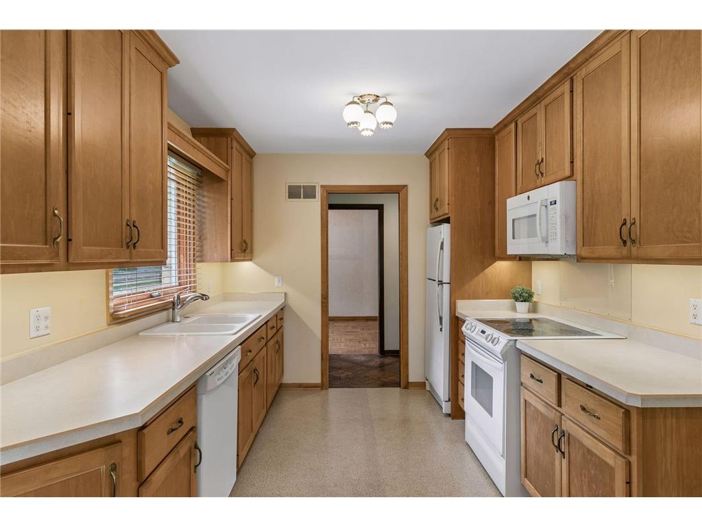 2024 Drew Avenue S Minneapolis MN 55416 7108896 image15