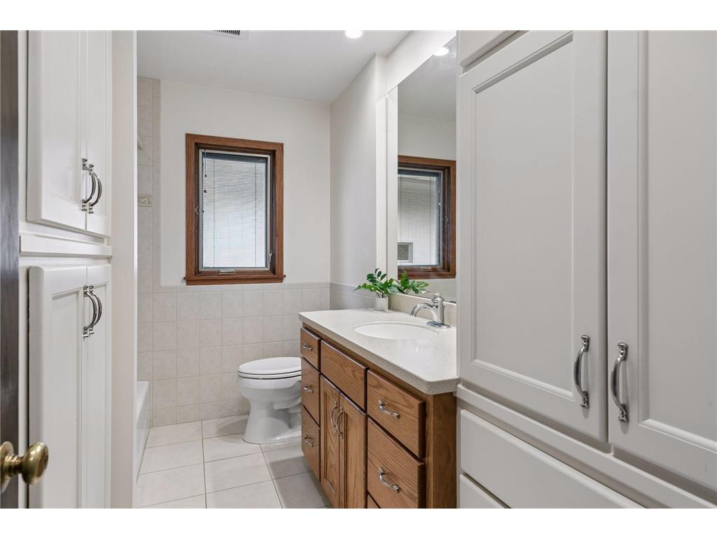 2024 Drew Avenue S Minneapolis MN 55416 7108896 image38