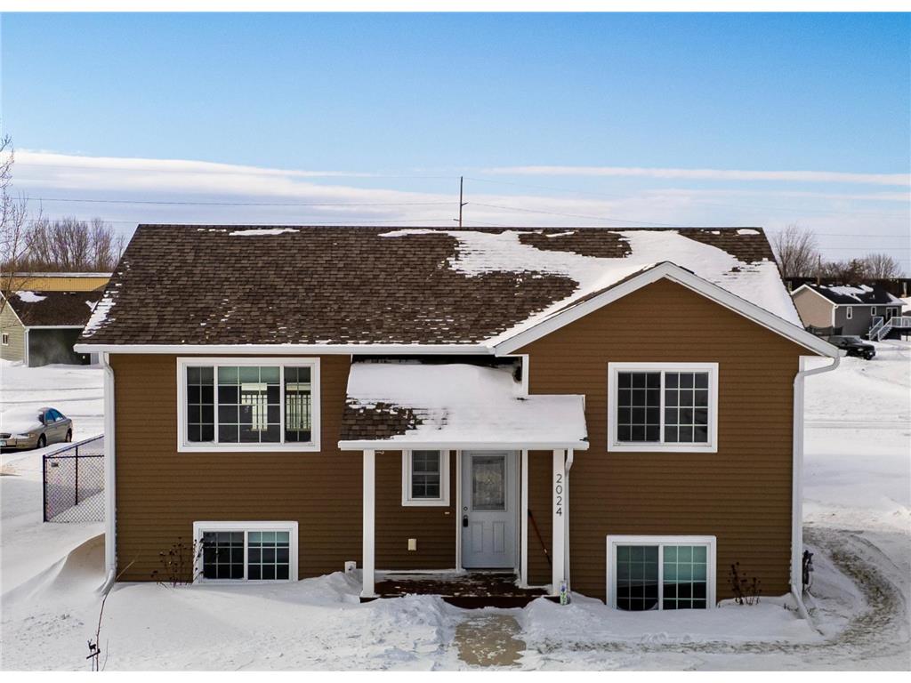 2024 Nelson Drive Thief River Falls MN 56701 6637420 image1