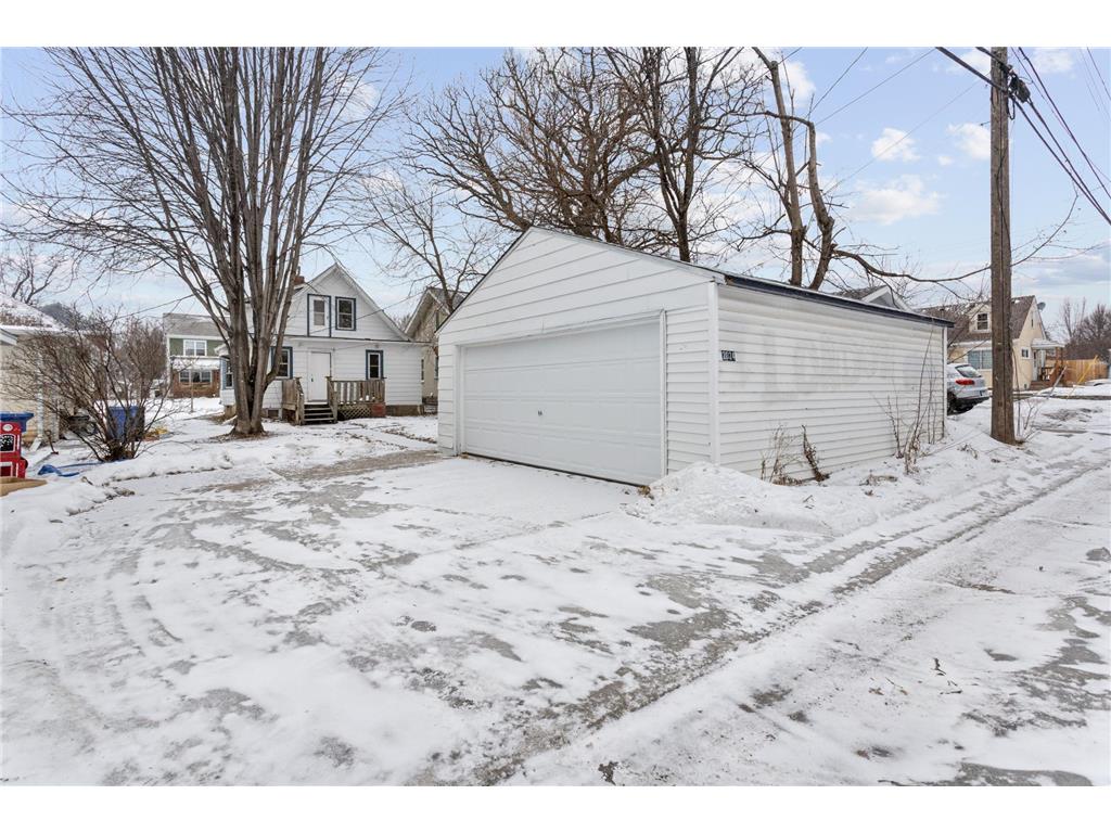 2024 Queen Avenue N Minneapolis MN 55411 7010261 image19