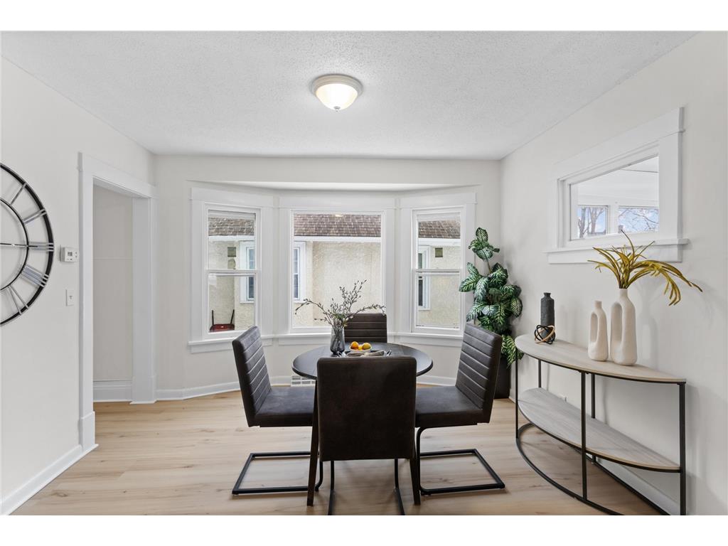 2024 Queen Avenue N Minneapolis MN 55411 7010261 image3