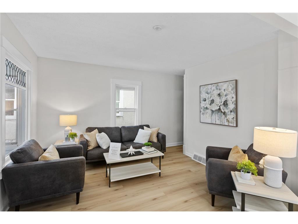 2024 Queen Avenue N Minneapolis MN 55411 7010261 image4