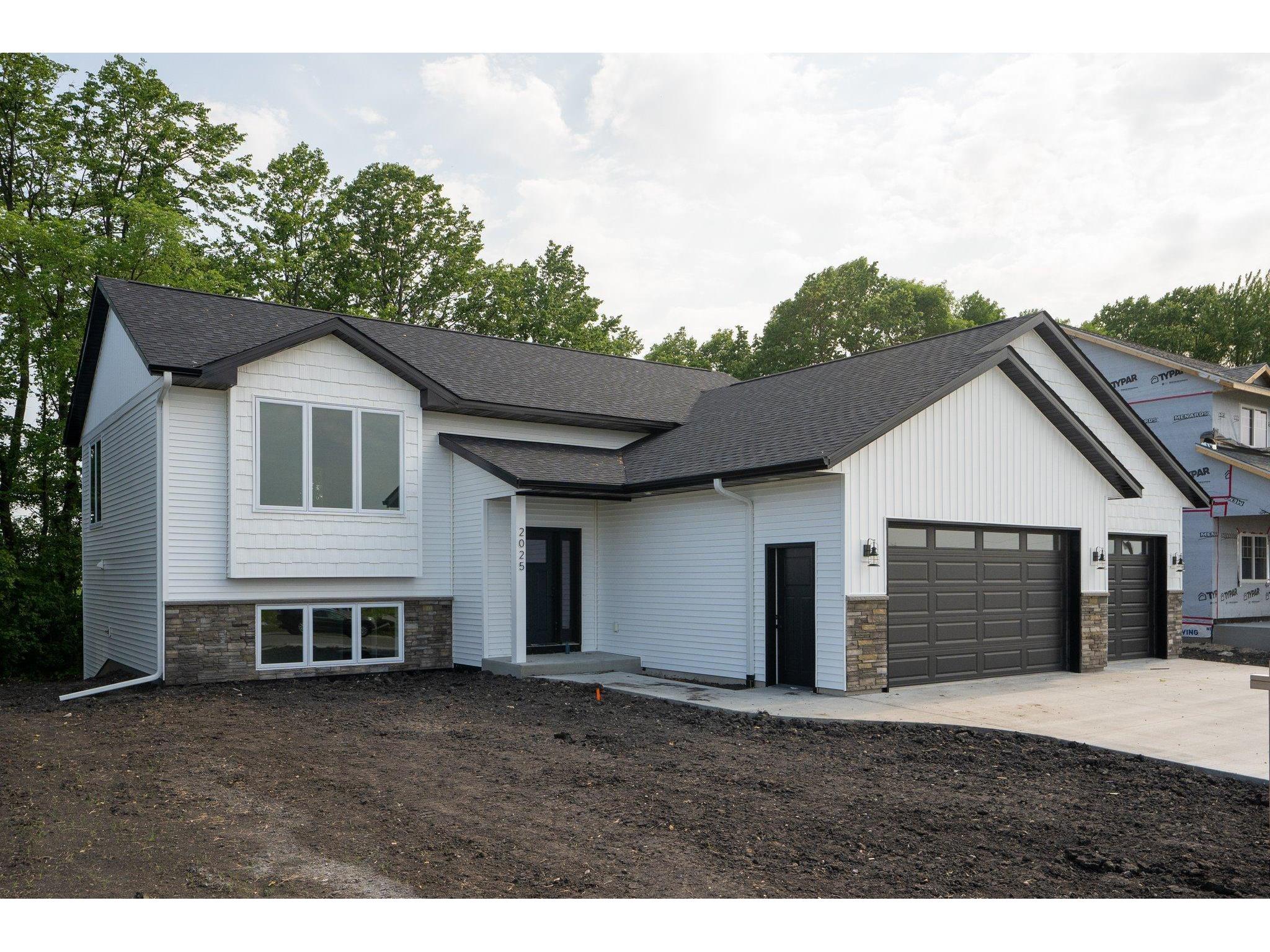 2025 Bluestem Drive, Mankato, MN, 56001 MLS 6008959 Edina Realty