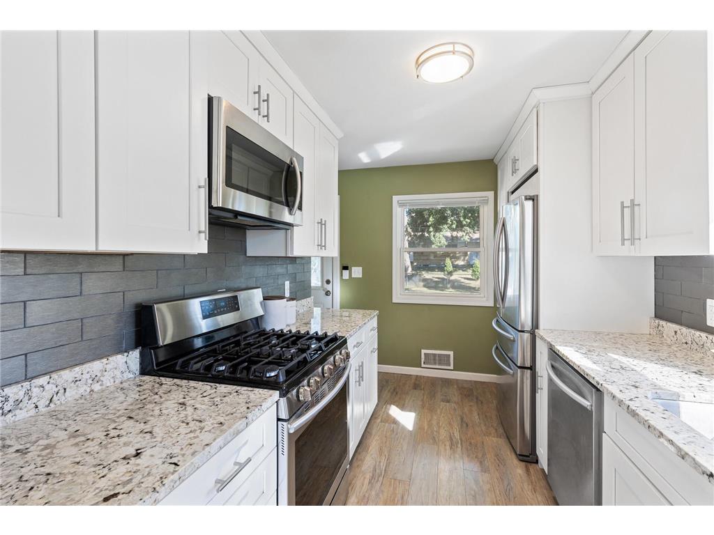 2025 Diffley Road Eagan MN 55122 6610404 image1