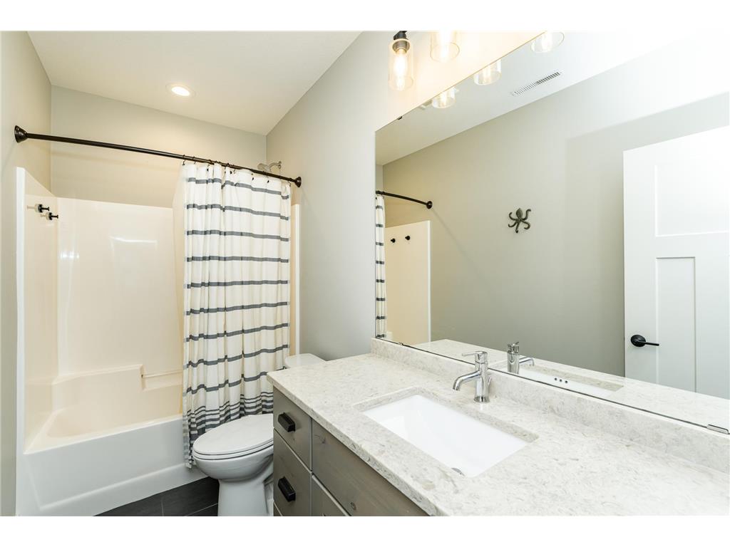 2025 Hagen Lane SW Rochester MN 55902 7041329 image32