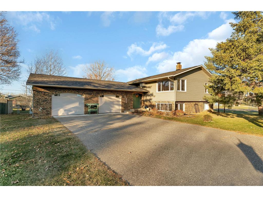 2025 Prospect Drive NE Saint Cloud MN 56304 6462209 image1