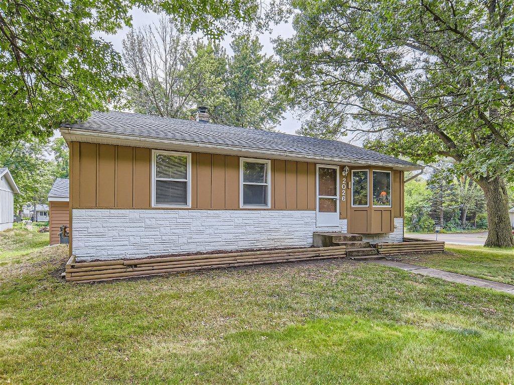 2026 17th Avenue E North Saint Paul MN 55109 6427900 image1