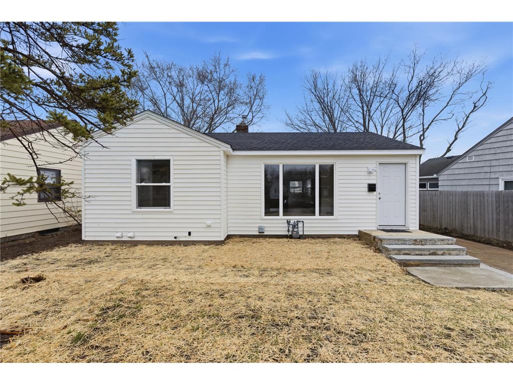 2026 Ames Avenue E Saint Paul MN 55119 7057279 image23