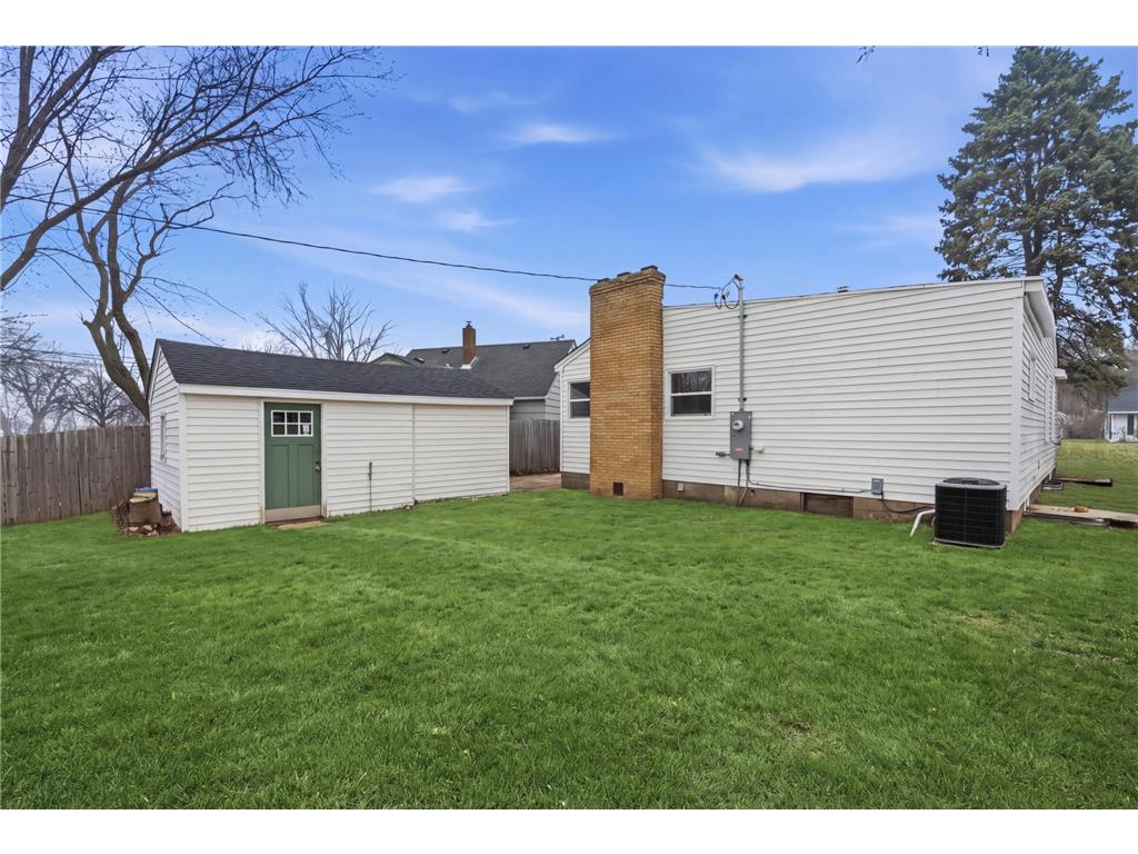 2026 Ames Avenue E Saint Paul MN 55119 7057279 image29