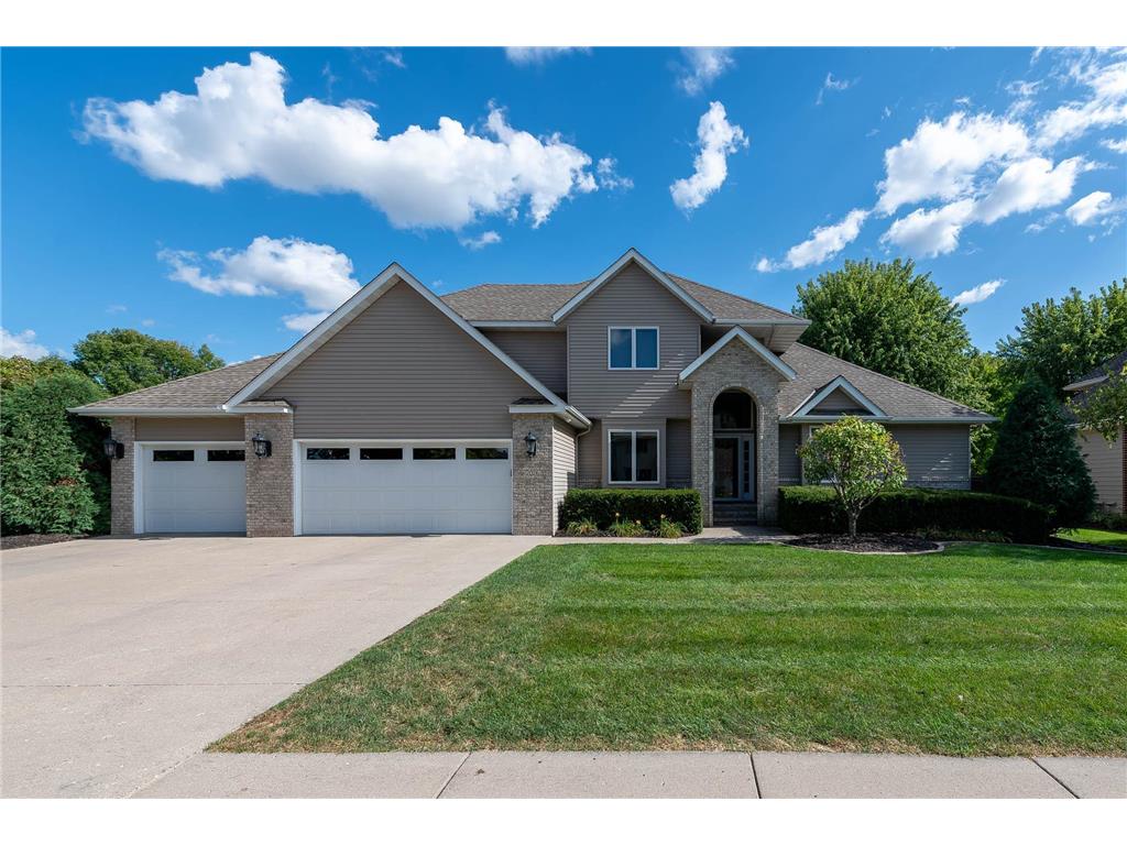 2026 Howard Drive North Mankato MN 56003 6688550 image1