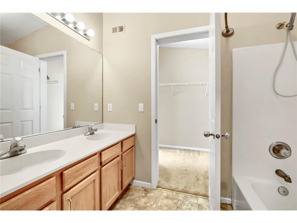 2026 Mainstreet Hopkins MN 55343 7075673 image4