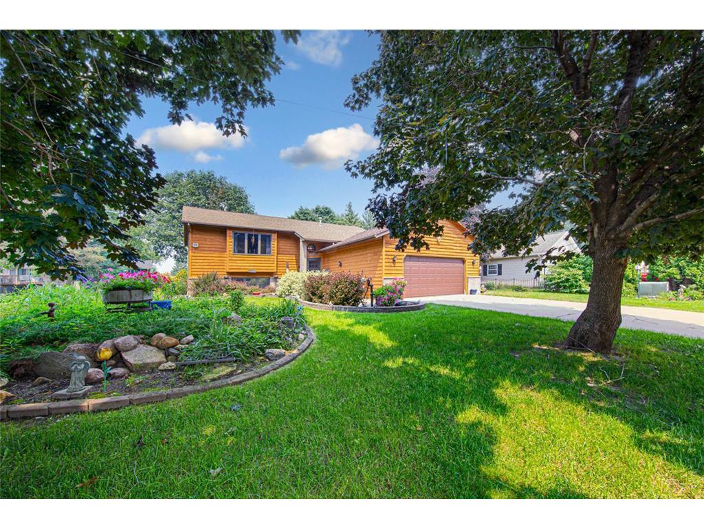 2026 Paulis Drive Faribault MN 55021 6768157 image1