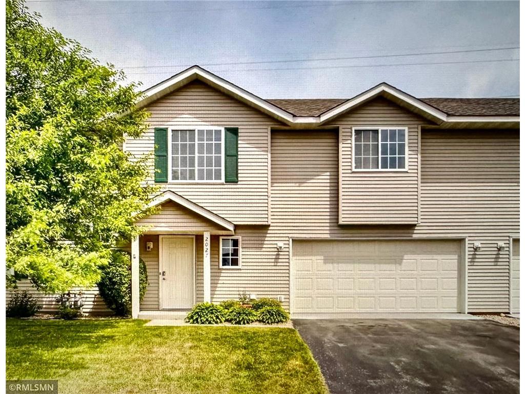 2027 Brittany Court Shakopee MN 55379 7012458 image1
