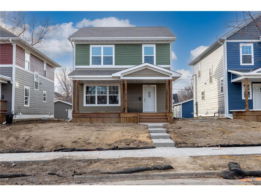 2027 Queen Avenue N Minneapolis MN 55411 6479006 image1