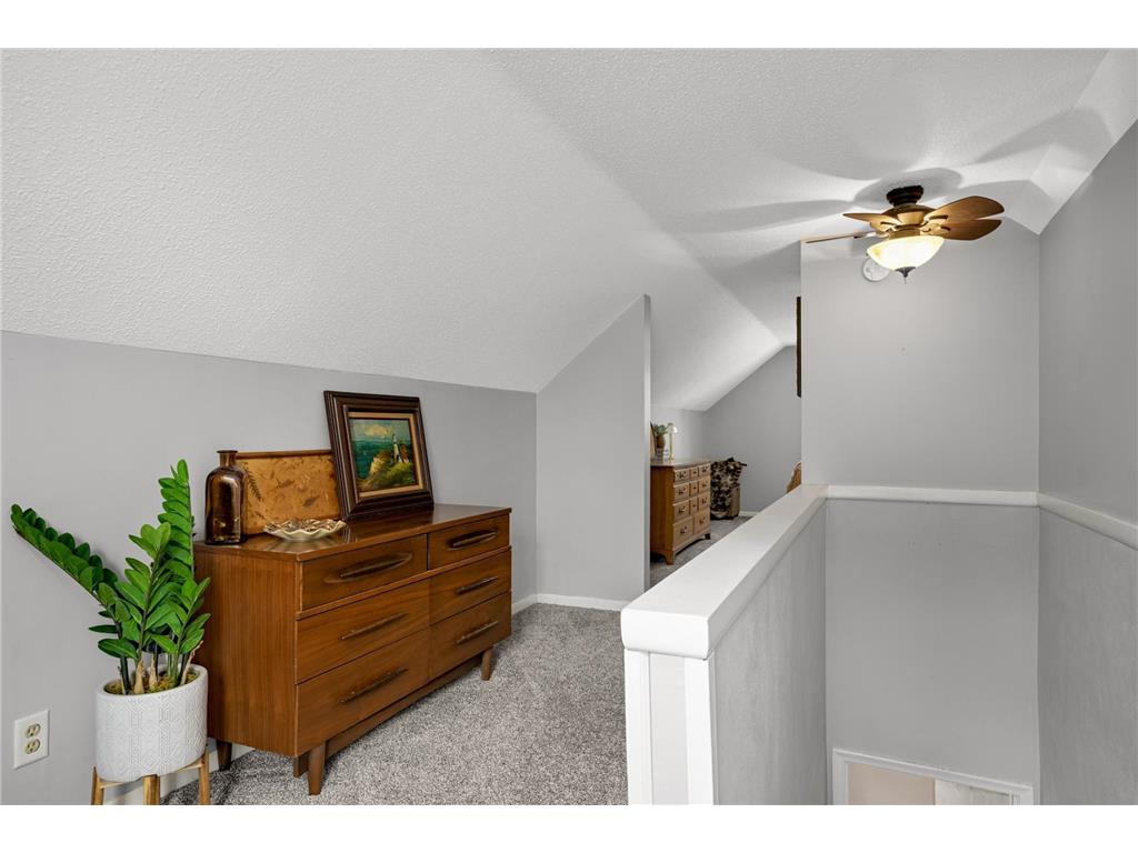 2027 Thure Avenue Saint Paul MN 55116 6784948 image16