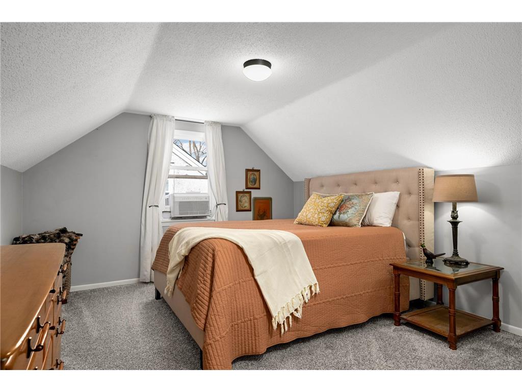 2027 Thure Avenue Saint Paul MN 55116 6784948 image17